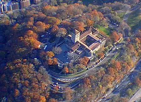 Los Claustros desde arriba.